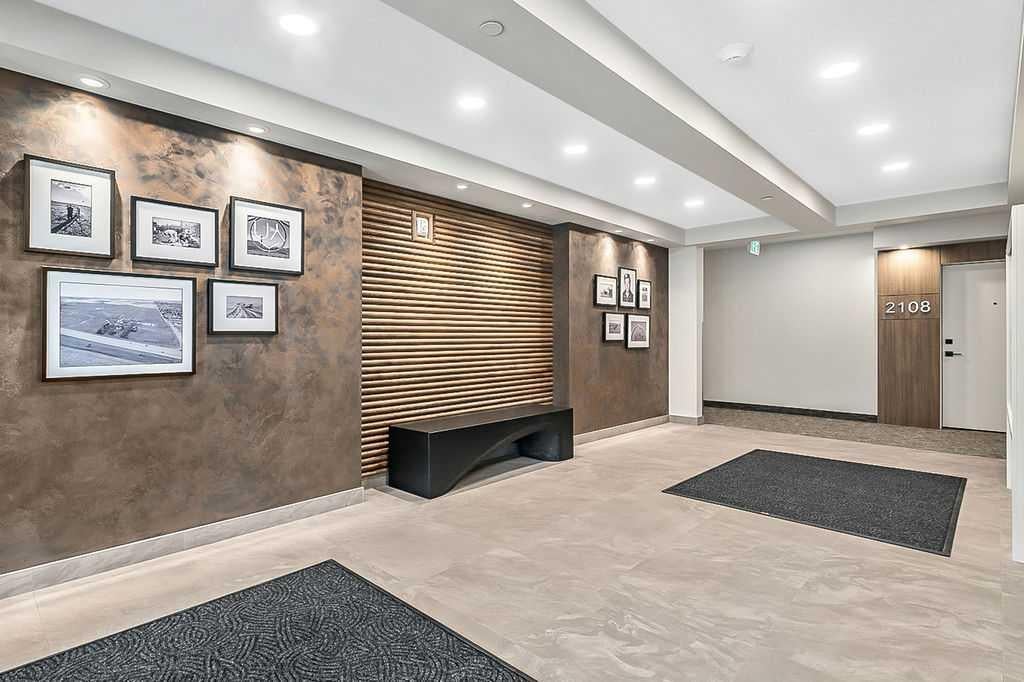 100 Banister Drive 2305