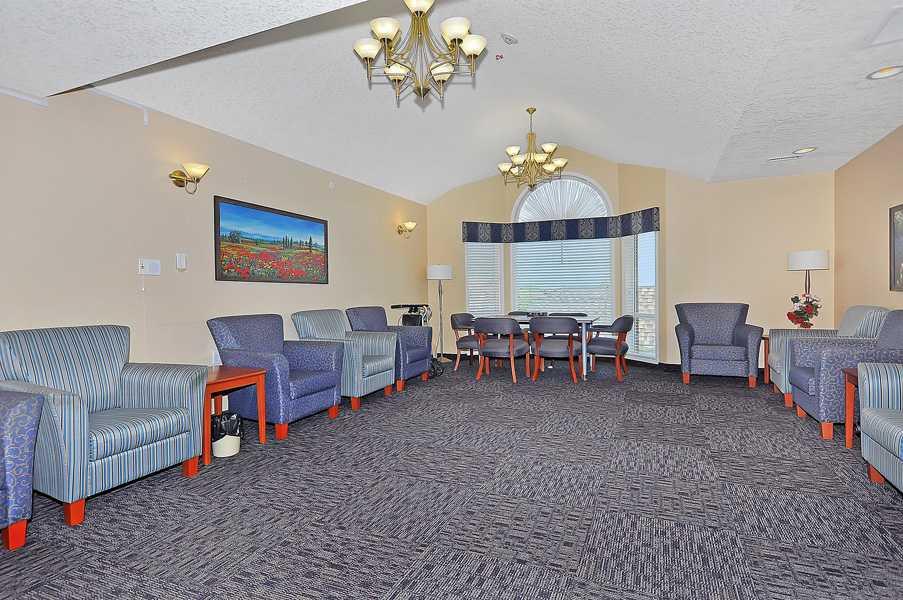 5200 44 Avenue NE 1330