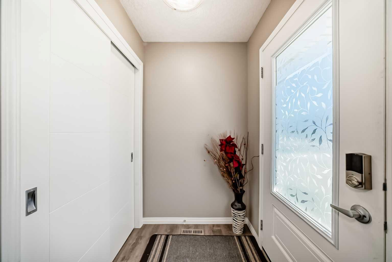 48 YORKVILLE Avenue SW