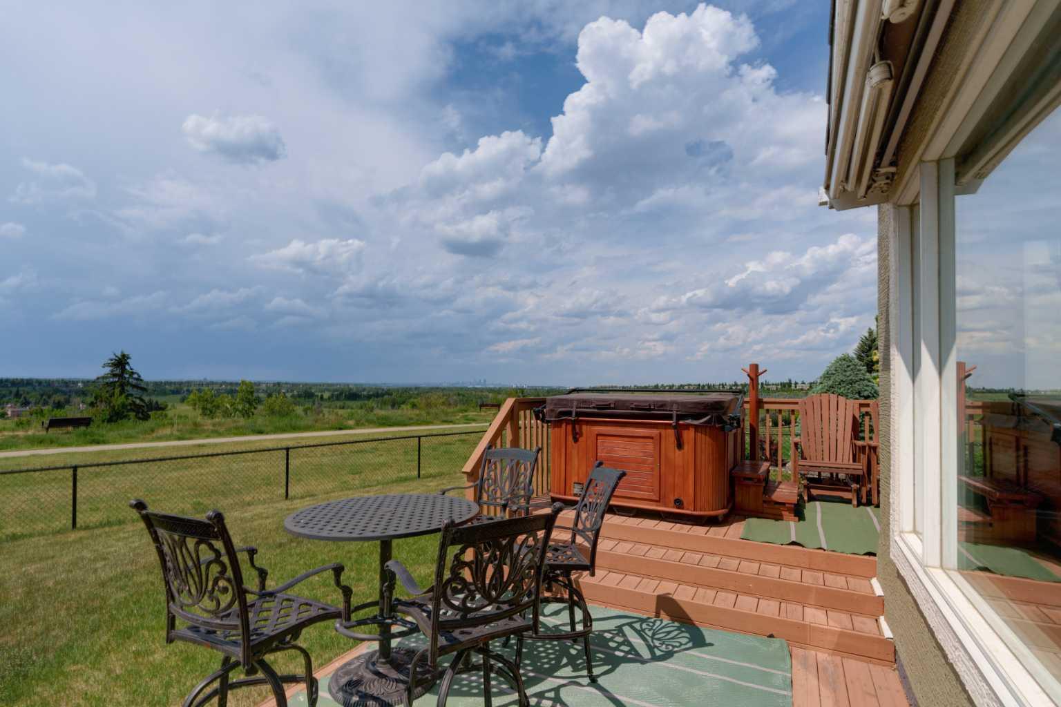 25 Mt Alberta View SE