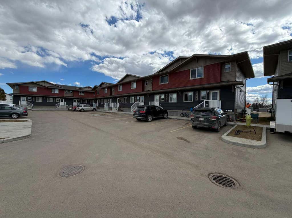 Photo of 6300 58A Street #108, Rocky Mountain House, AB T4T 0C2 (MLS # A2339257)