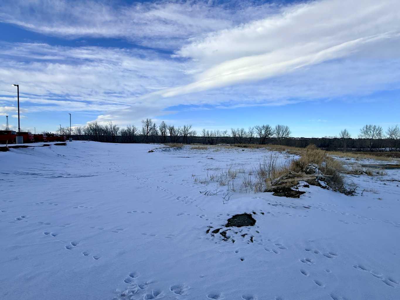 37 Southbank Crescent