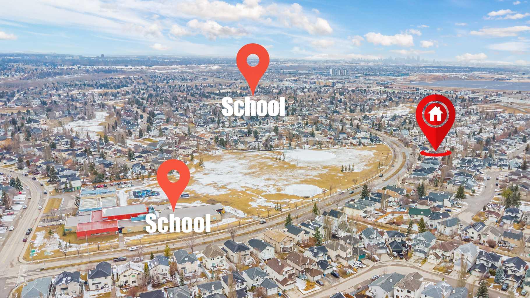 6 Douglas Woods Bay SE