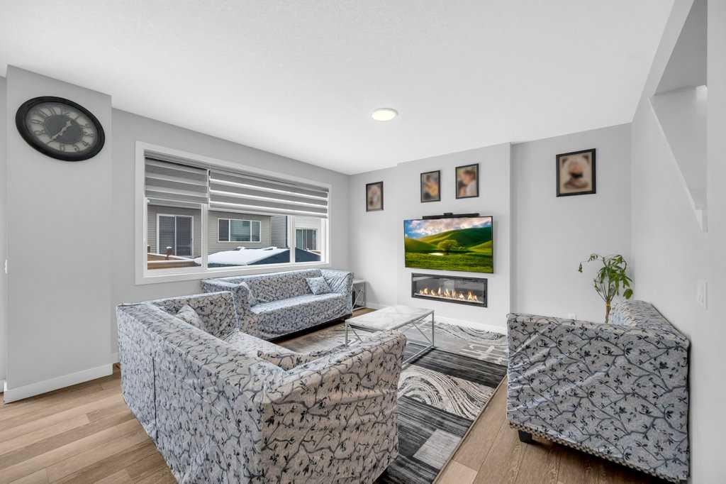 18 Belvedere Point SE