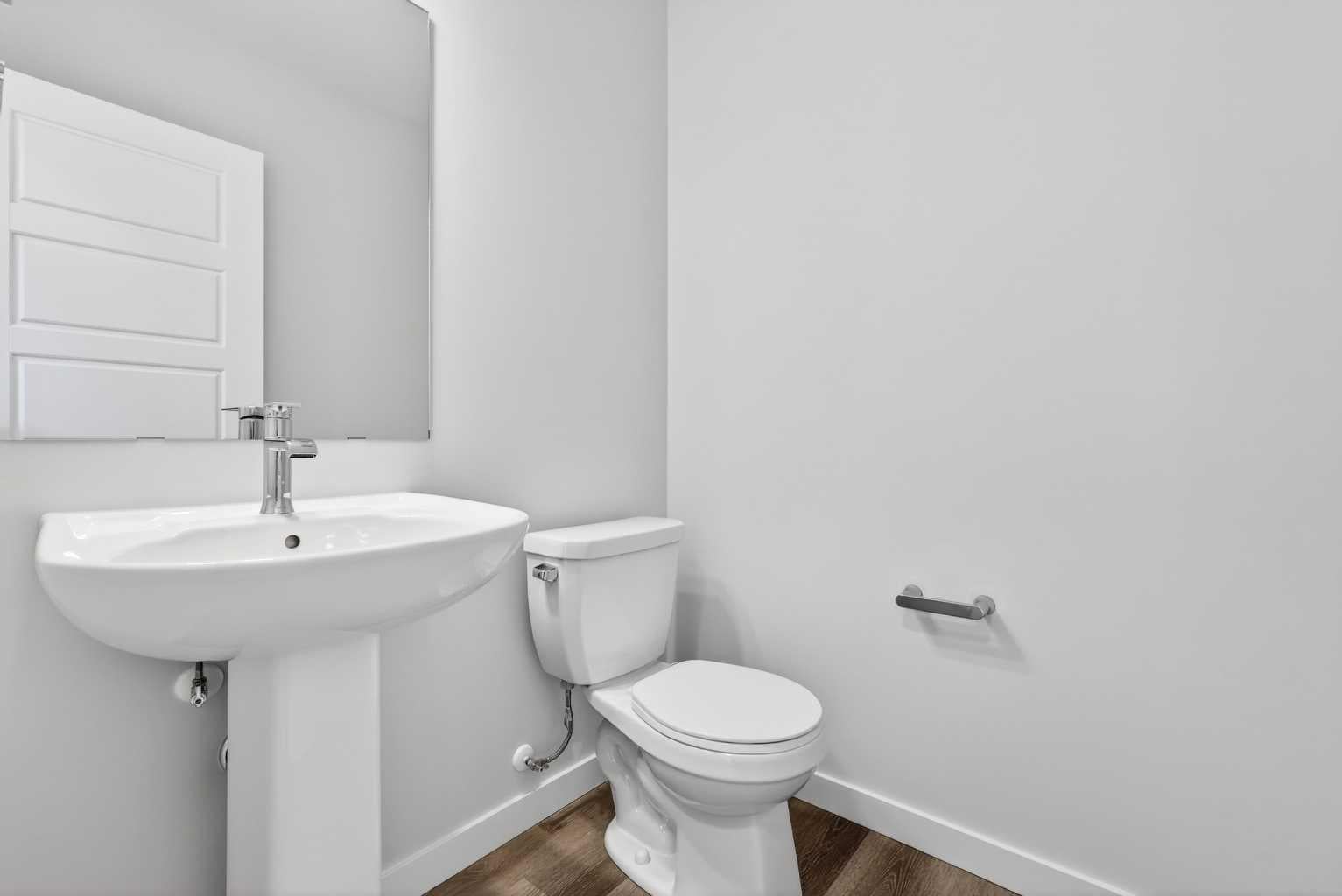 28 Red Embers Plaza NE 206