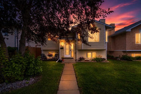 Photo of 14 Eakins Crescent, Red Deer, AB T4R 2K2 (MLS # A2329445)