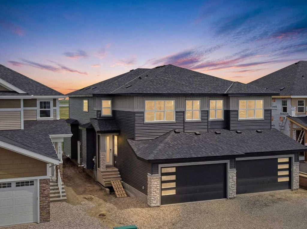 Photo of 446 Kinniburgh Loop, Chestermere, AB T1X 3C4 (MLS # A2323351)