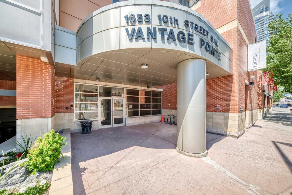 Photo of 1053 10 Street SW #513, Calgary, AB T2R 1S6 (MLS # A2323169)