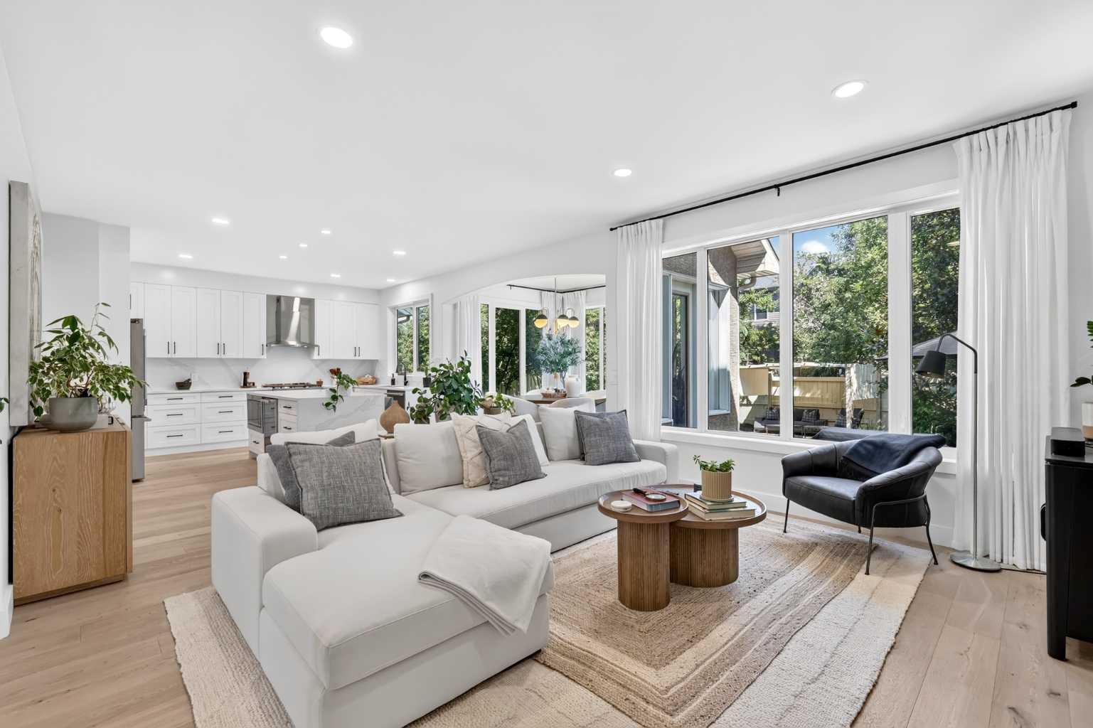 1839 Evergreen Drive SW