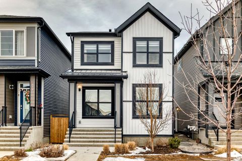 Photo of 115 Homestead Drive NE, Calgary, AB T3J 2G8 (MLS # A2294217)
