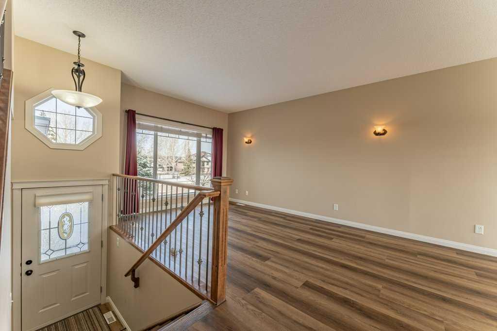 1008 Highland Green Drive NW