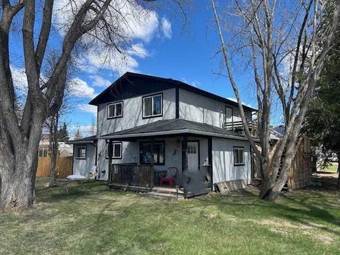 Photo of 4702 49th street, Bashaw, AB T0B 0H0 (MLS # A2308104)