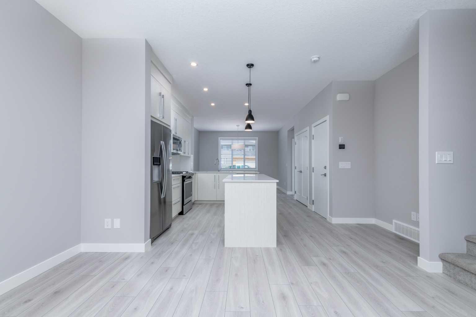 64 Red Embers Manor NE