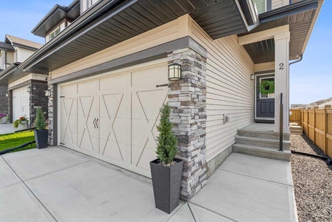 Photo of 2 Belgian Court, Cochrane, AB T4C 3H5 (MLS # A2338814)