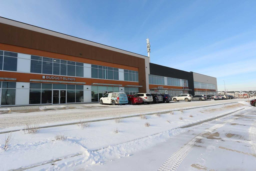 Photo of 270 Nolanridge Crescent NW #135, Calgary, AB T3R 1J4 (MLS # A2282211)