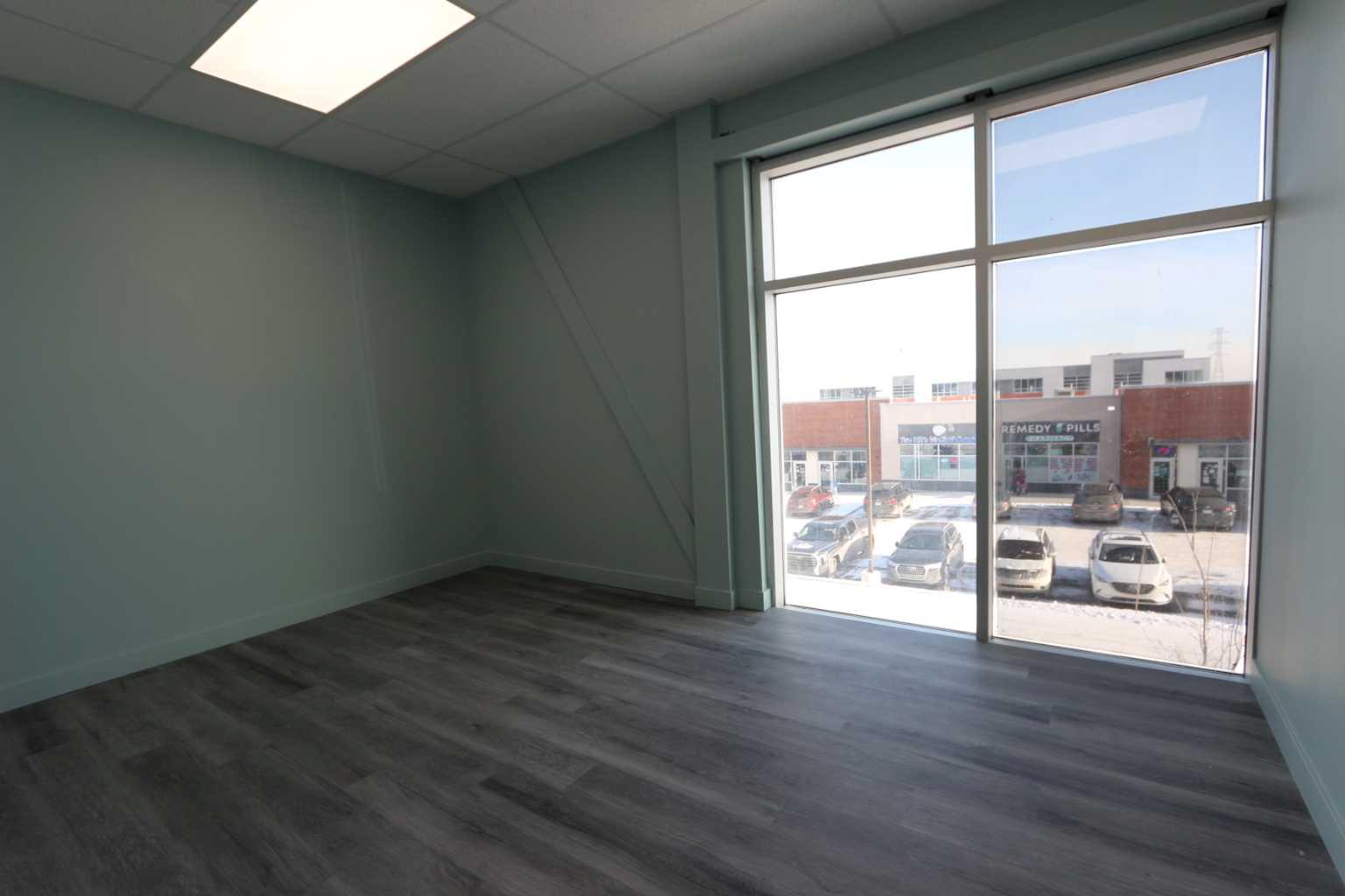 270 Nolanridge Crescent NW 135