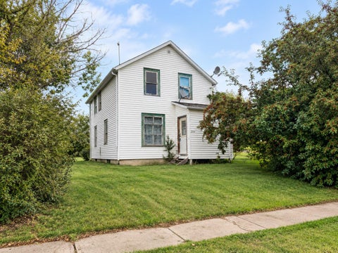 Photo of 204 Christian Avenue W, Standard, AB T0J 0M0 (MLS # A2345754)