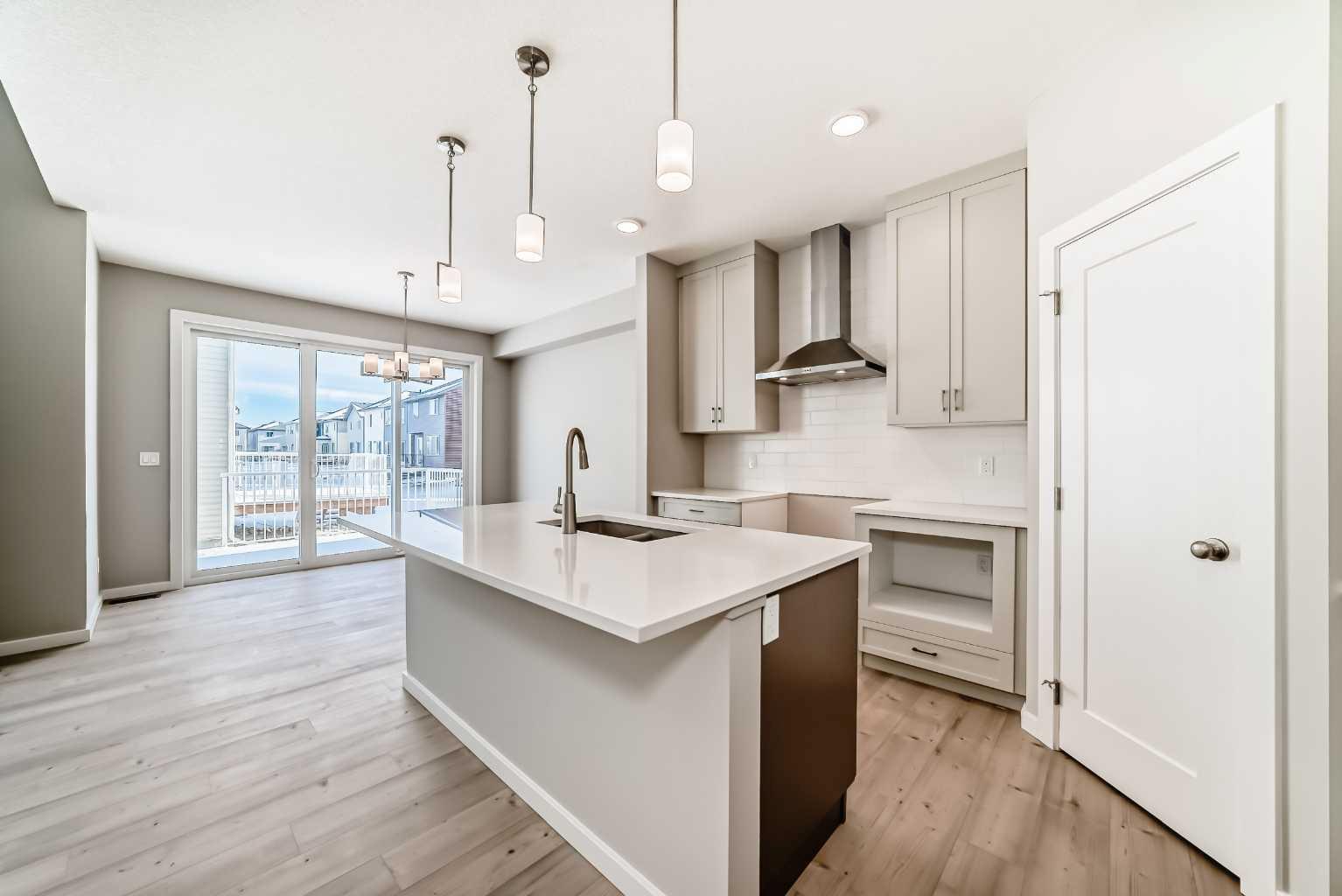 182 Walgrove Manor SE