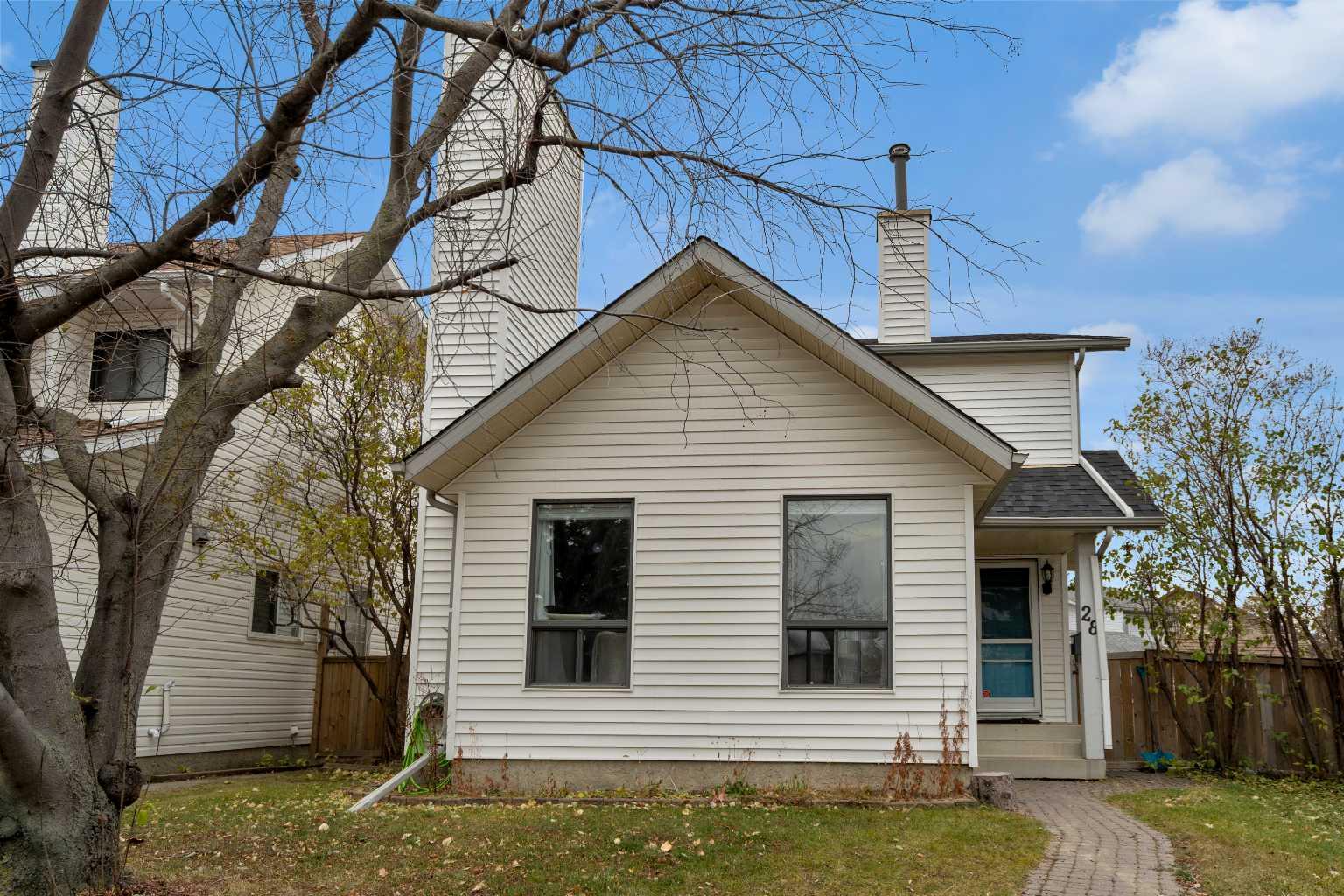 28 Woodglen Close SW