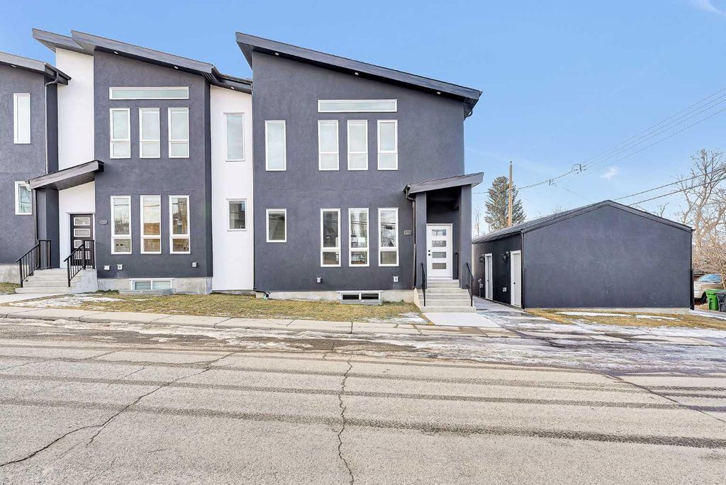 Photo of 2609 1 Street NE, Calgary, AB T2E 1X8 (MLS # A2312127)