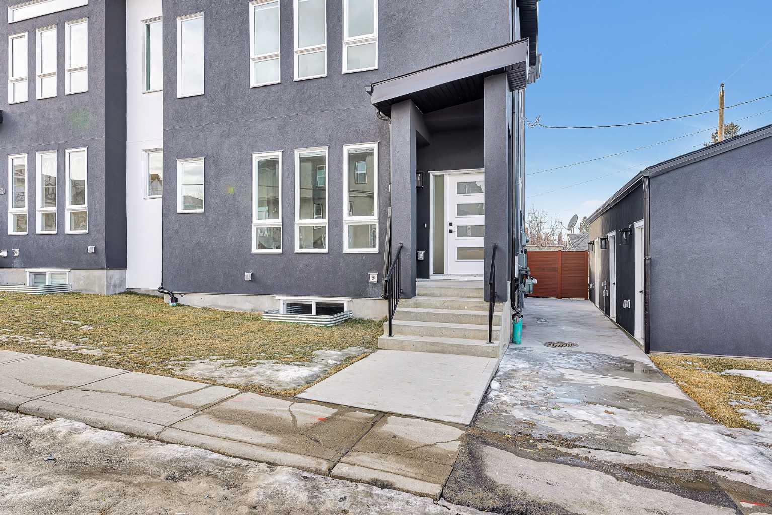 2609 1 Street NE