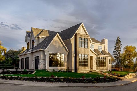 2920 Toronto Crescent NW Calgary AB T2N 3W2