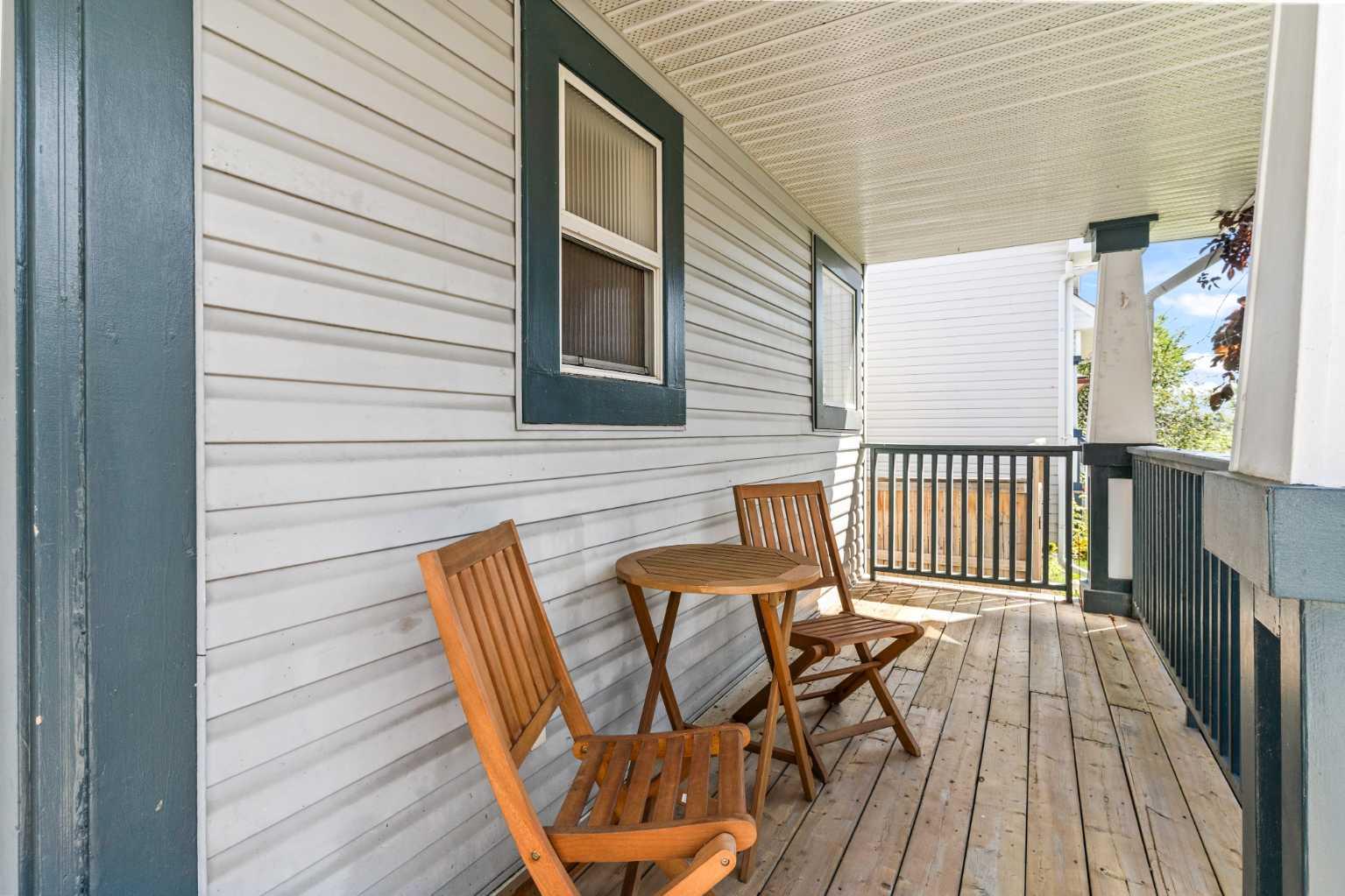 155 Erin Grove SE