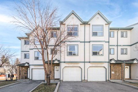Photo of 106 Anderson Grove SW, Calgary, AB T2W 6H7 (MLS # A2303954)
