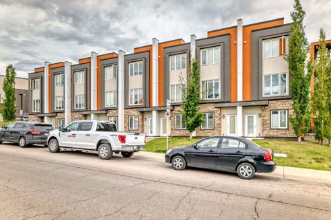 233 Kincora Glen Road NW Calgary AB T3R 1S1