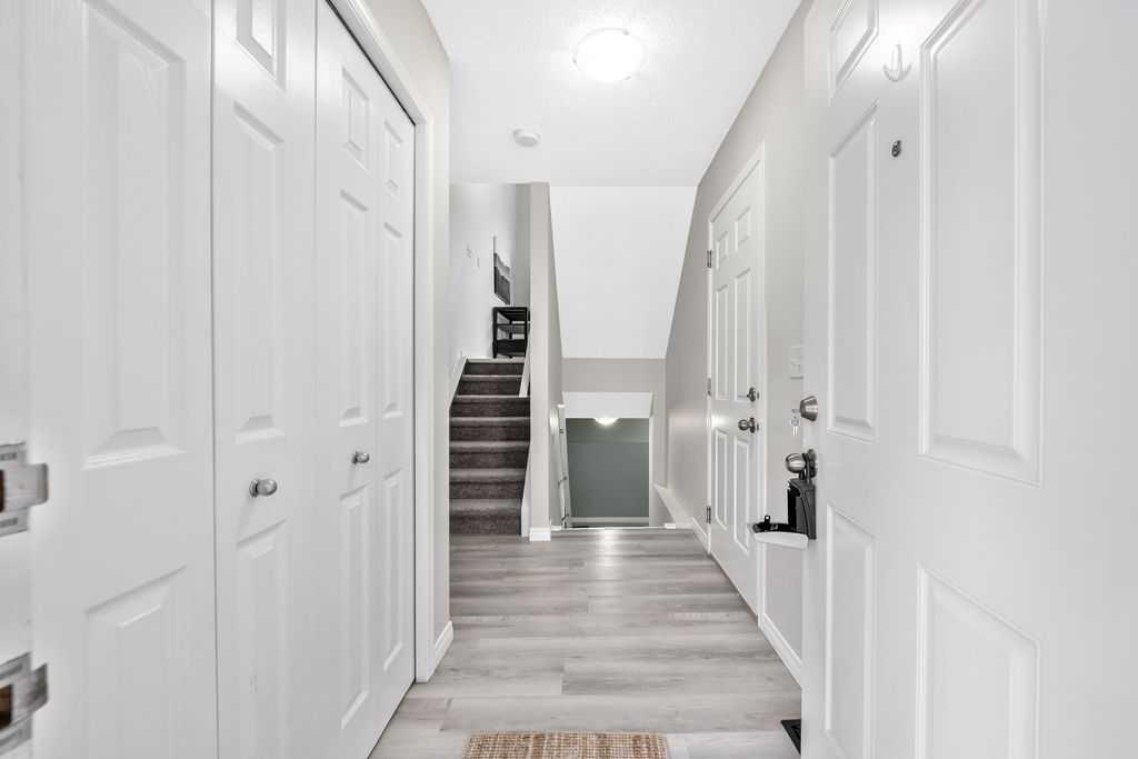 126 Everhollow Heights SW