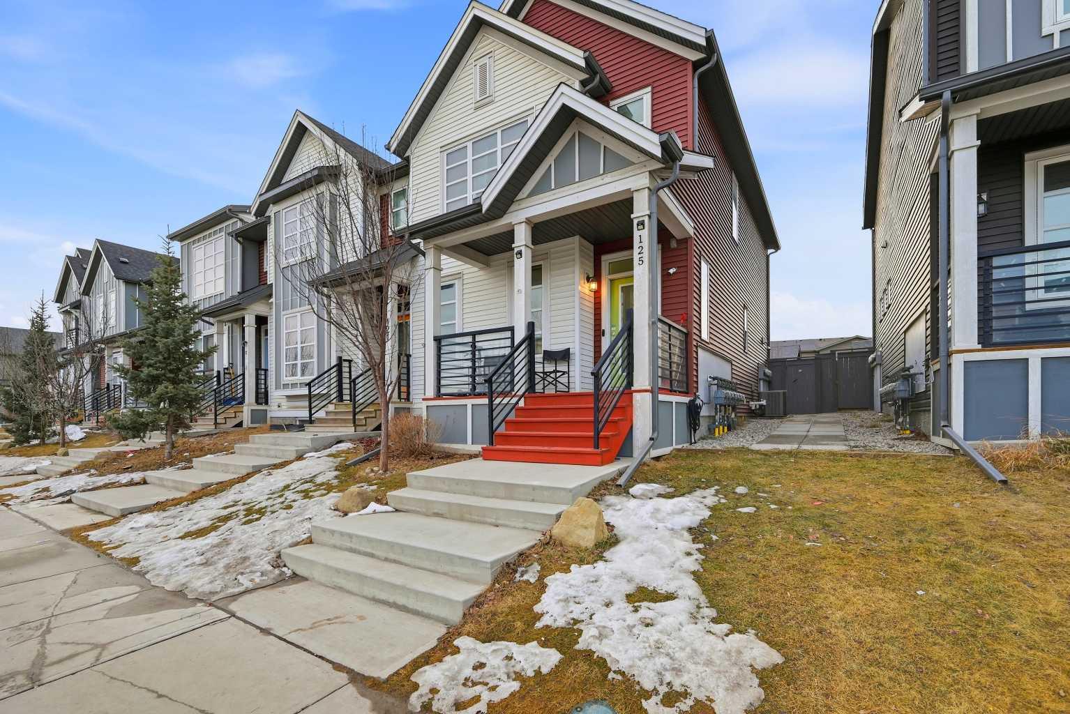 125 Savanna Street NE