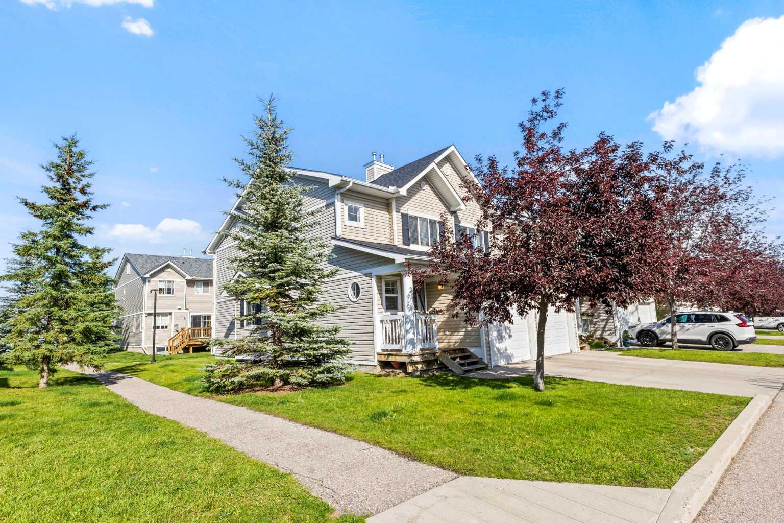 70 Country Village Villas NE