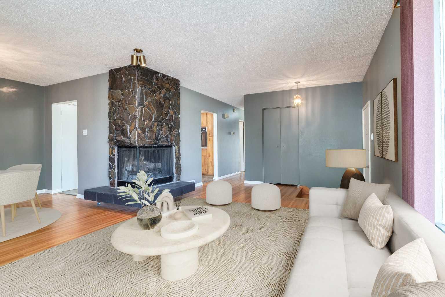 244 Maple Court Crescent SE