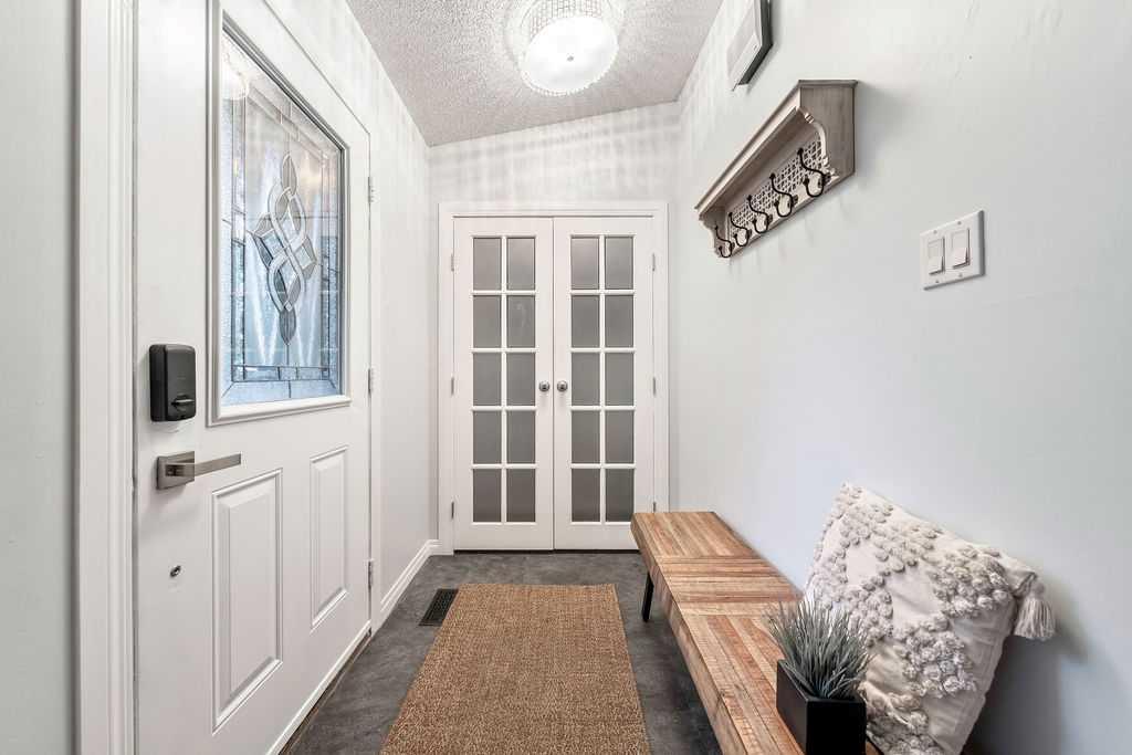 2 Sullivan Road SW