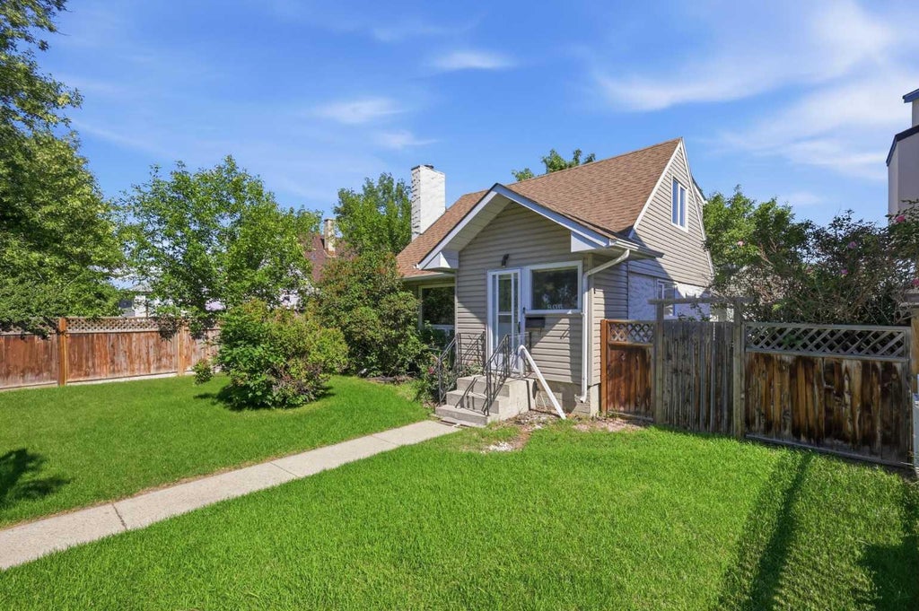 Photo of 806 Radford Road NE, Calgary, AB T2E 5G2 (MLS # A2328343)