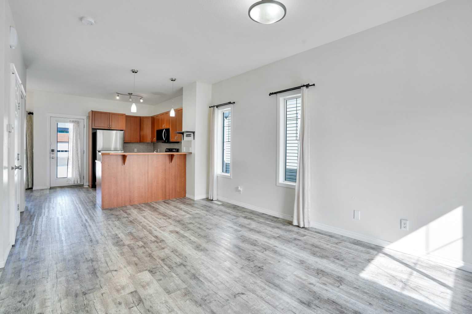 111 Tarawood Lane NE 3505