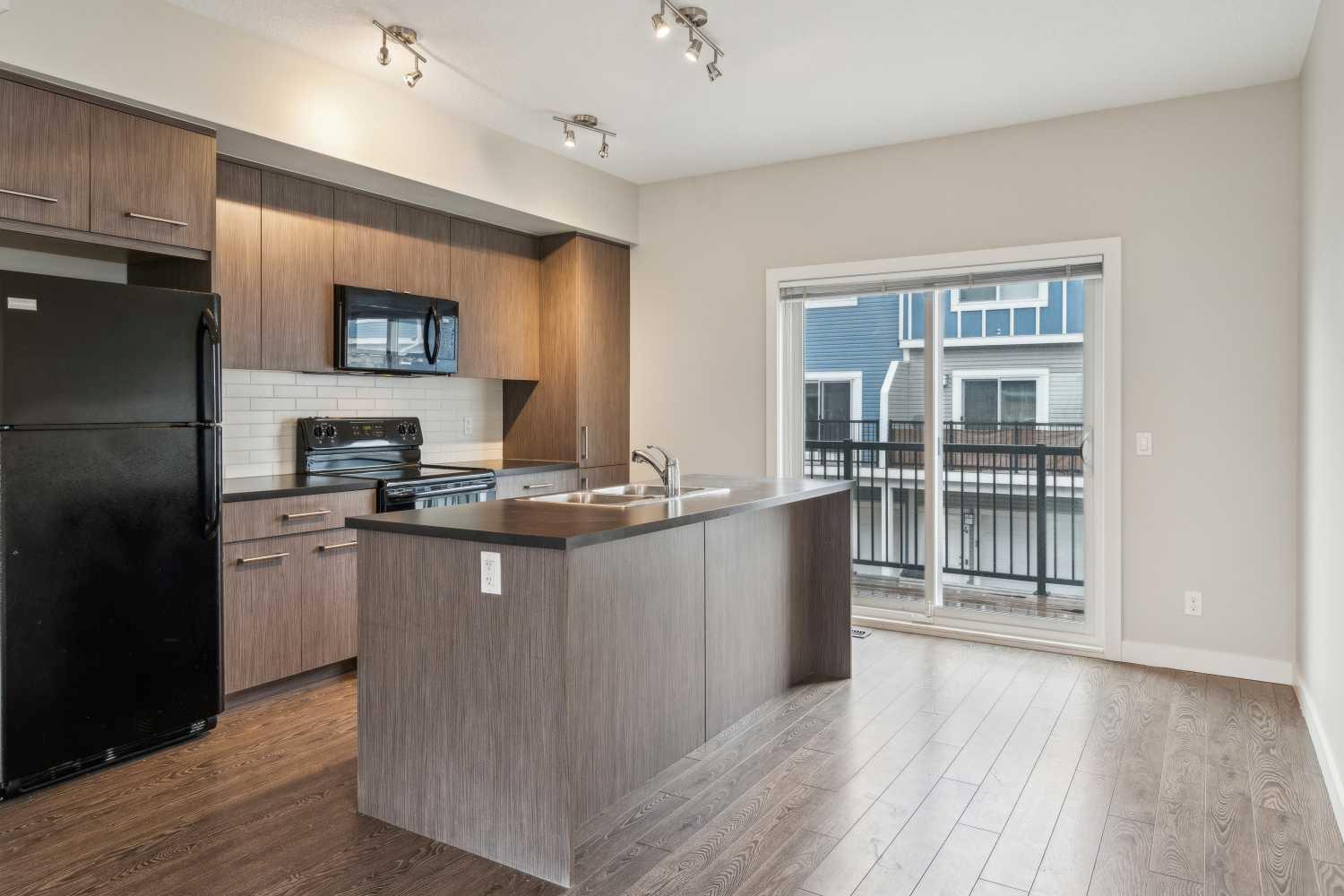 2 Stonehouse Crescent NW