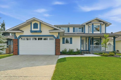 Photo of 122 Douglas Woods Hill SE, Calgary, AB T2Z 2G6 (MLS # A2336492)