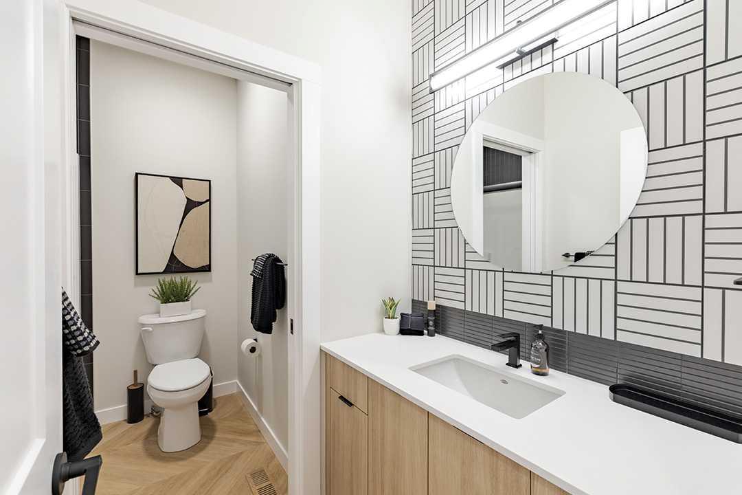 190 Rosemary Gardens SE