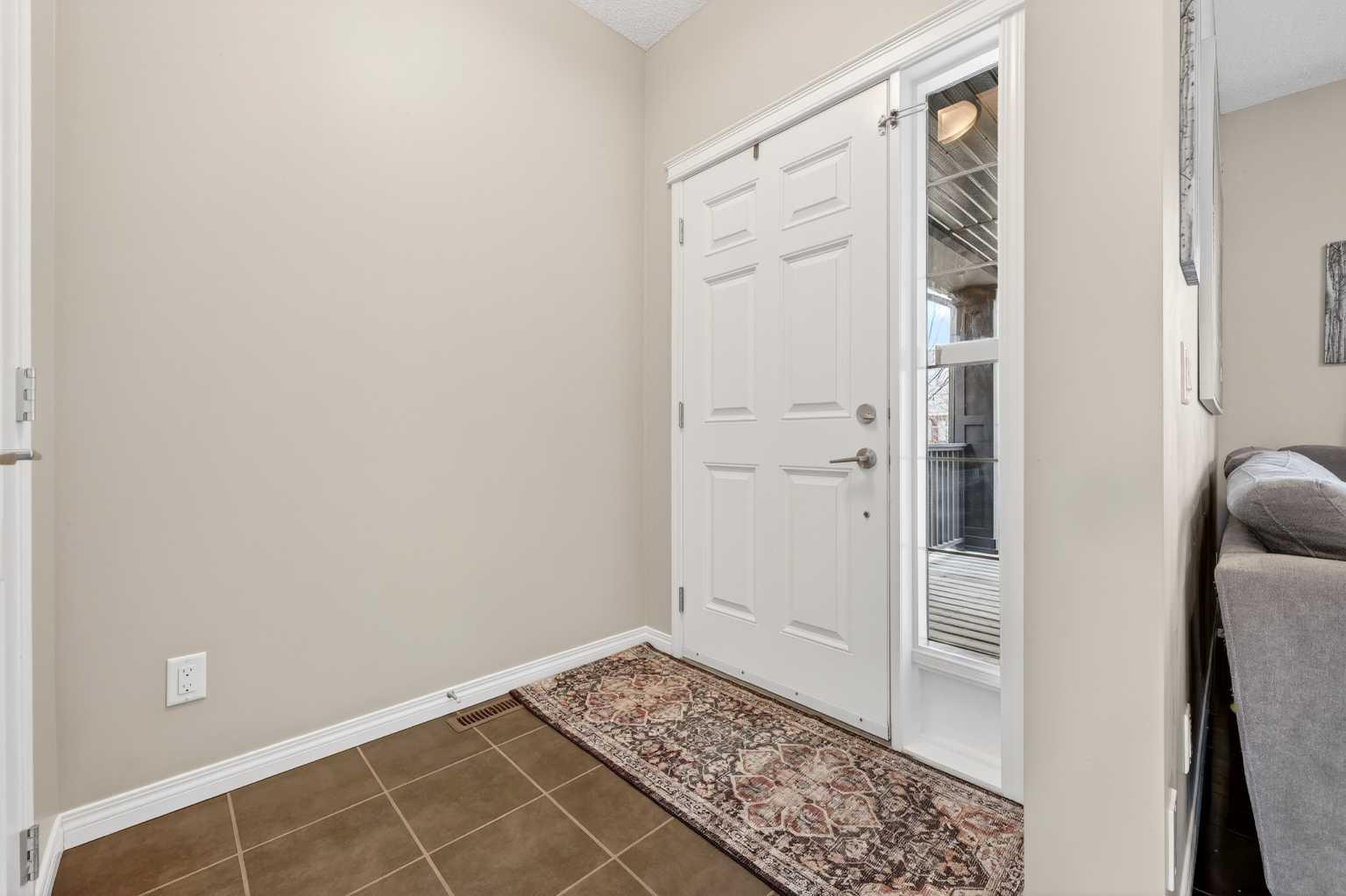 47 Copperpond Heights SE