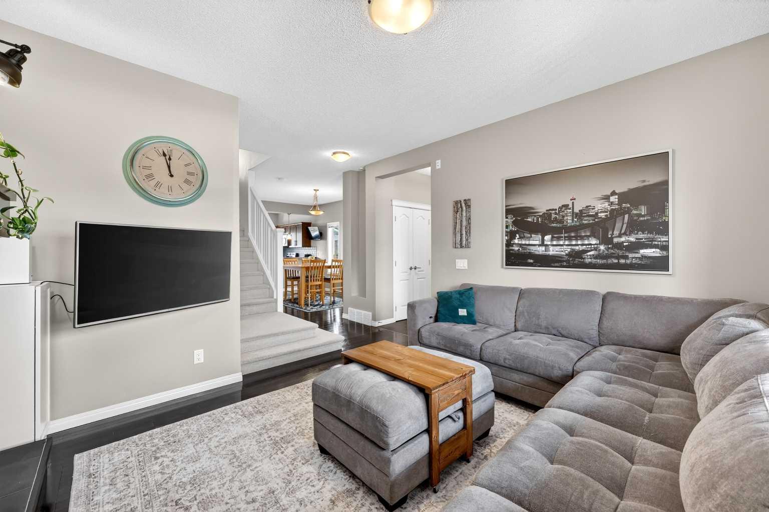 47 Copperpond Heights SE