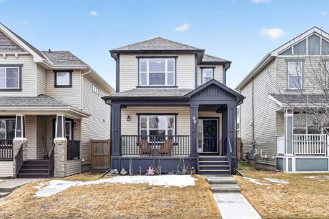 Photo of 47 Copperpond Heights SE, Calgary, AB T2Z 0W8 (MLS # A2301402)