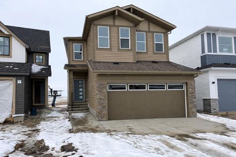 276 Belvedere Drive Calgary AB T2A 7M5