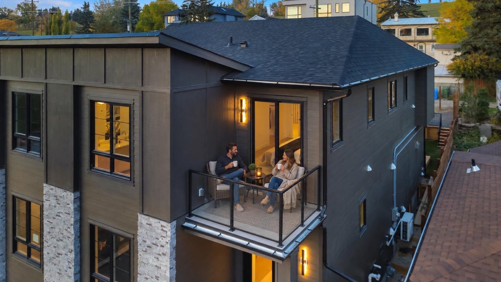 Photo of 4614 22 Avenue NW, Calgary, AB T3B 0Y1 (MLS # A2348276)