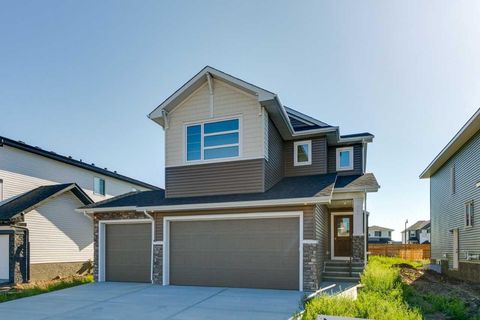 Photo of 72 Dawson Wharf Mount, Chestermere, AB T1X 2X6 (MLS # A2262127) Photo of 72 Dawson Wharf Mount, Chestermere, AB T1X 2X6 (MLS # A2262127)