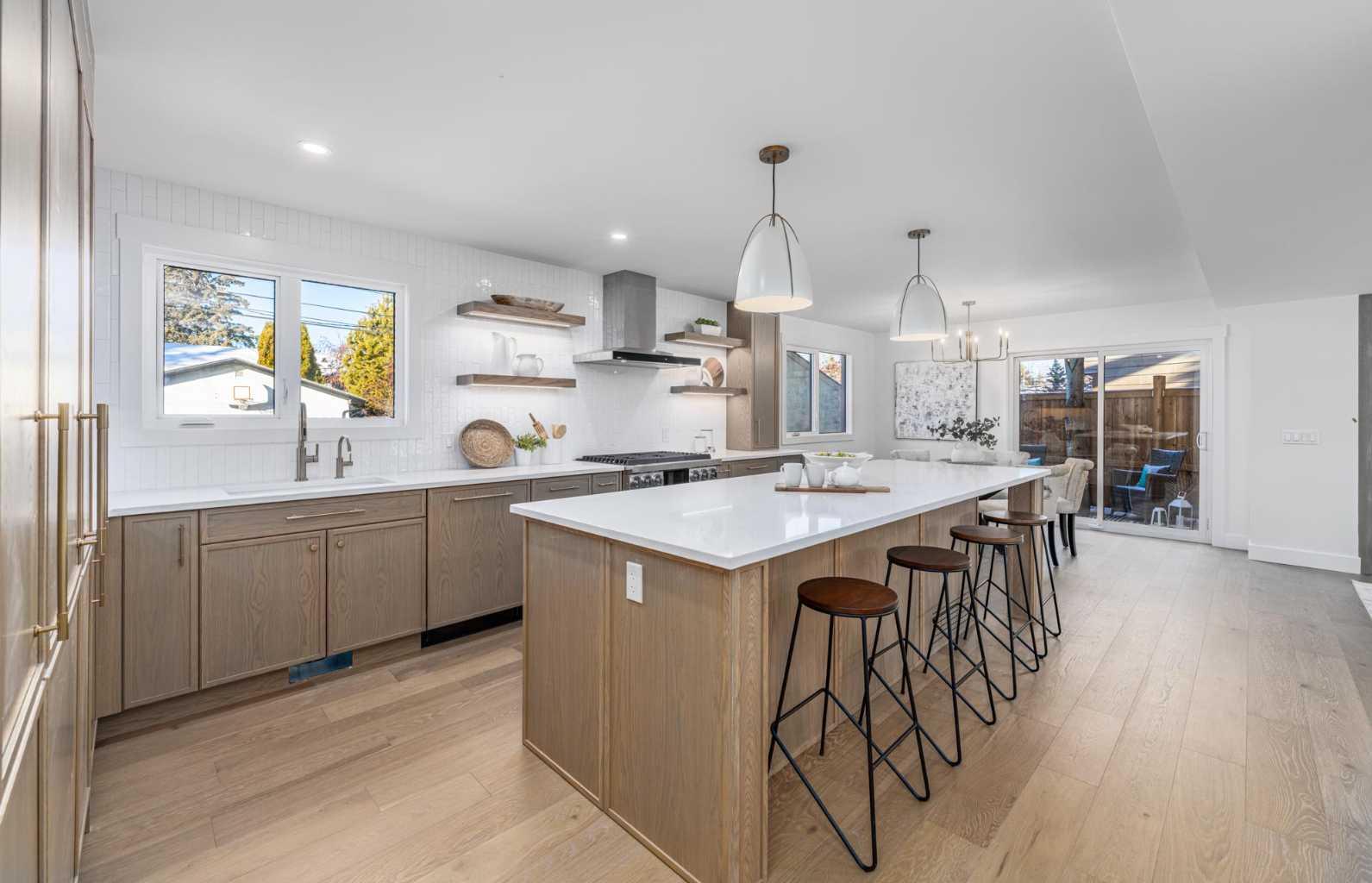 1152 Lake Sundance Crescent SE