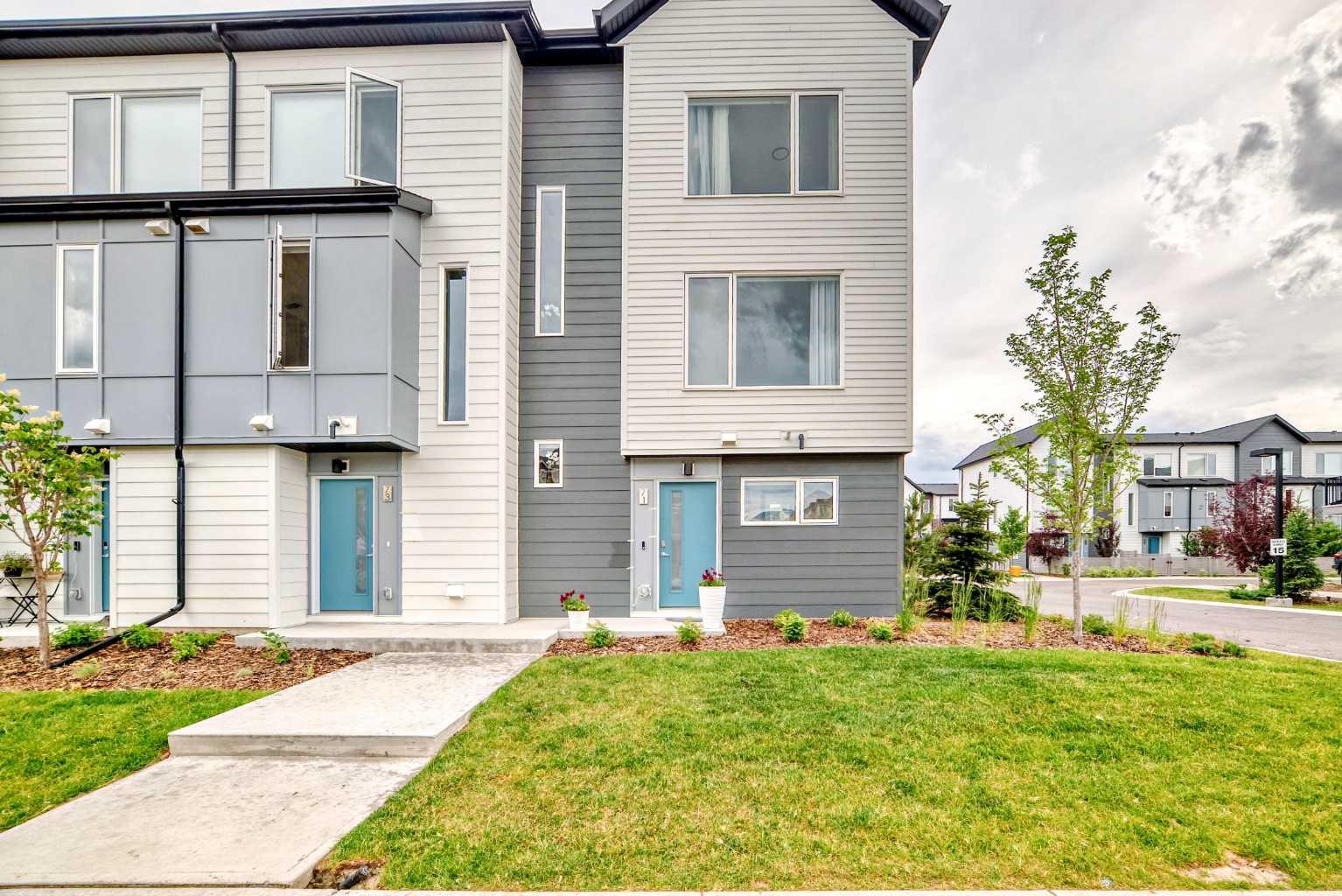 71 Skyview Ranch Avenue NE