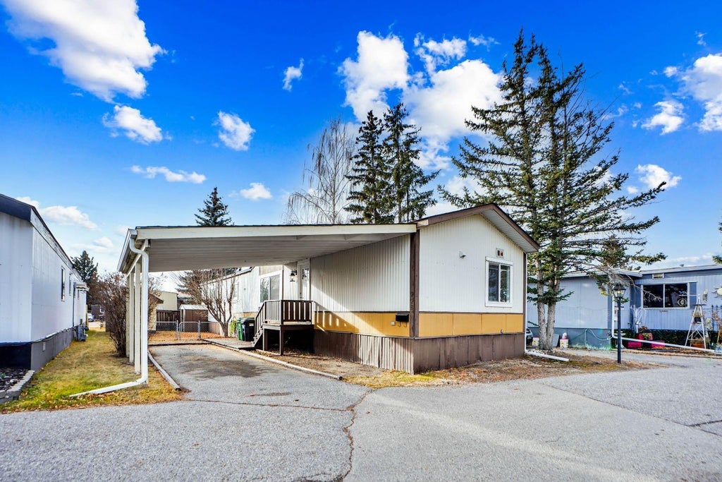 Photo of 3223 83 Street NW #208, Calgary, AB T3B 5N4 (MLS # A2336728)