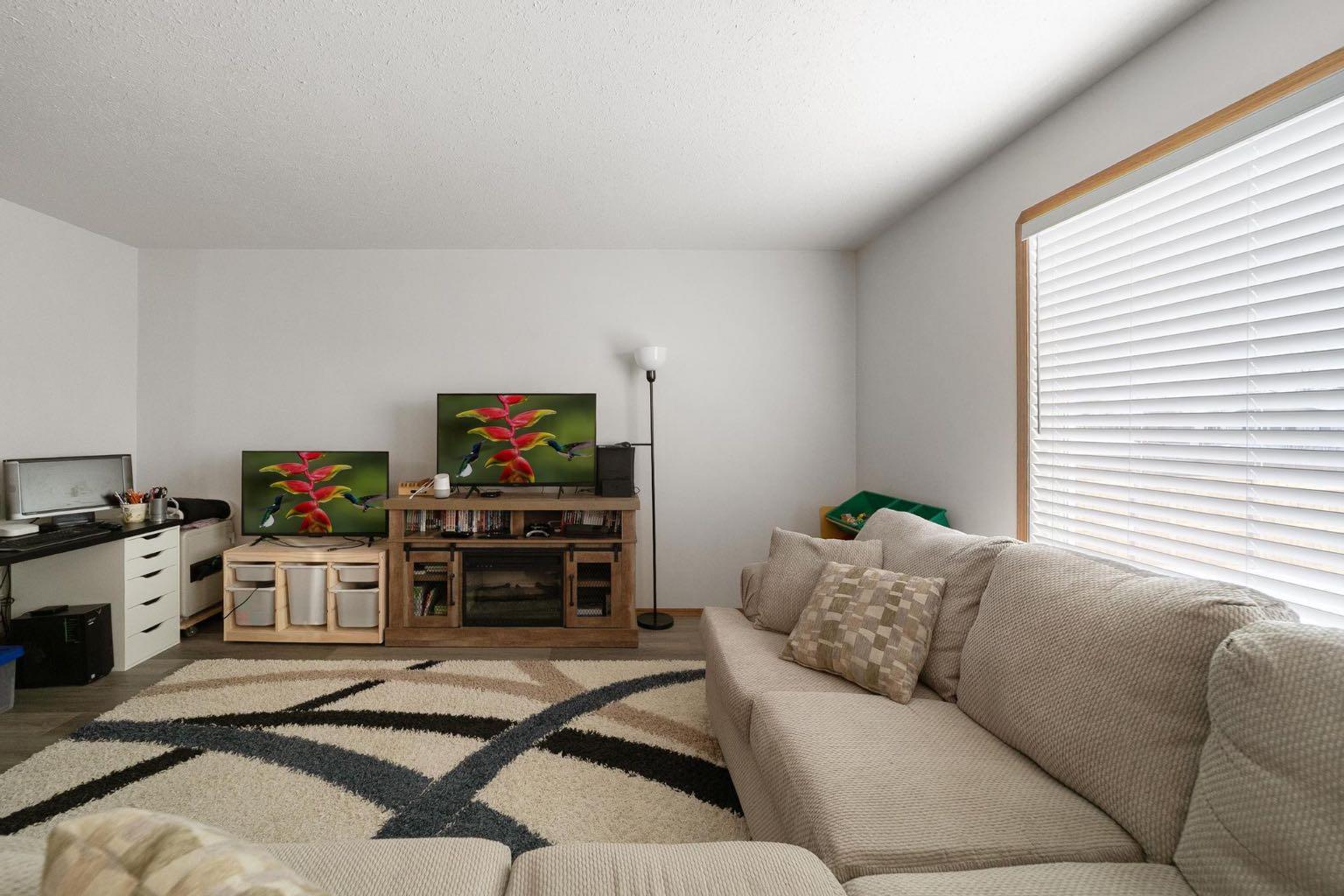 4017 69A Street Close