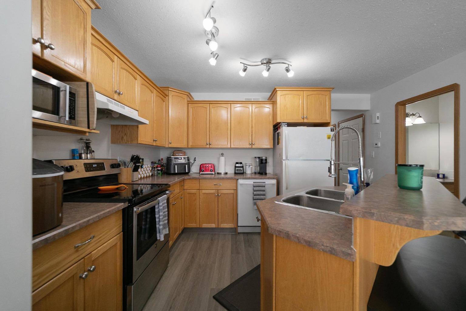 4017 69A Street Close